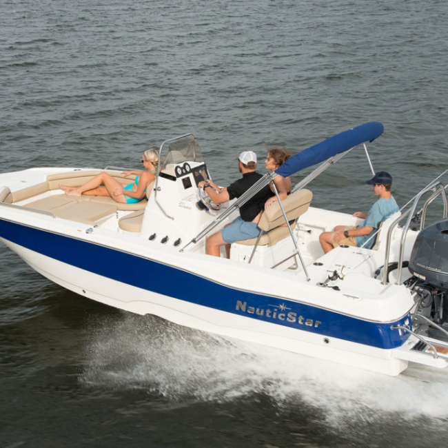 Feature Friday NauticStar 211 Hybrid